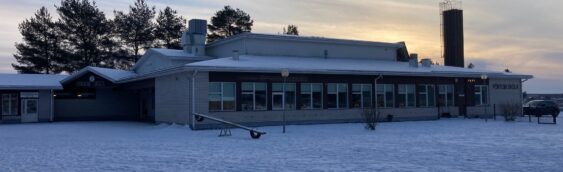 Bil av Pörtomsskola