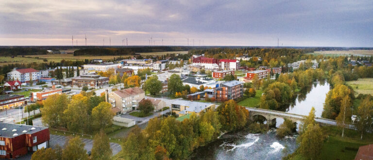 Flygbild över Närpes centrum