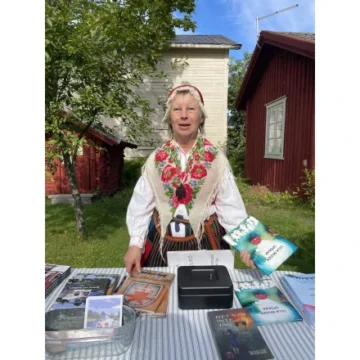 Evenemangets bild: Trädgårdsturne söndag 6.9.2026 på Frank Mangs Center. Föreläsning med Linda Schilén och Karl Fredrik från Österlen